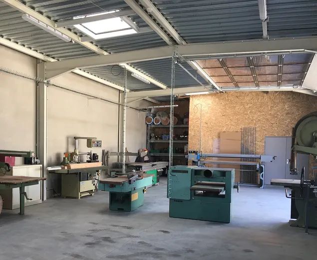 Atelier bois de Joneau Entreprise dans le Loir-et-Cher