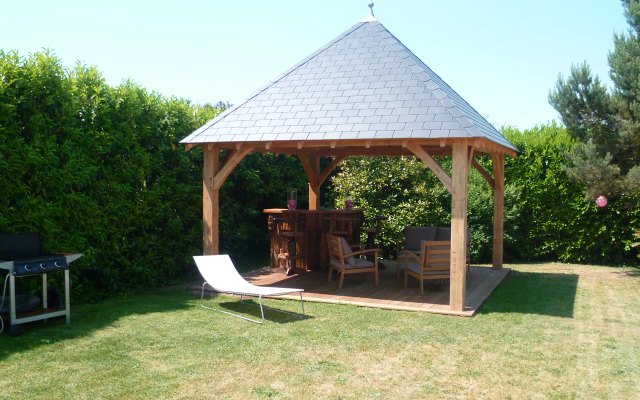 Préau en bois réalisé à Olivet