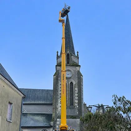 Bâtiment technique ou patrimonial nécessitant une intervention en hauteur